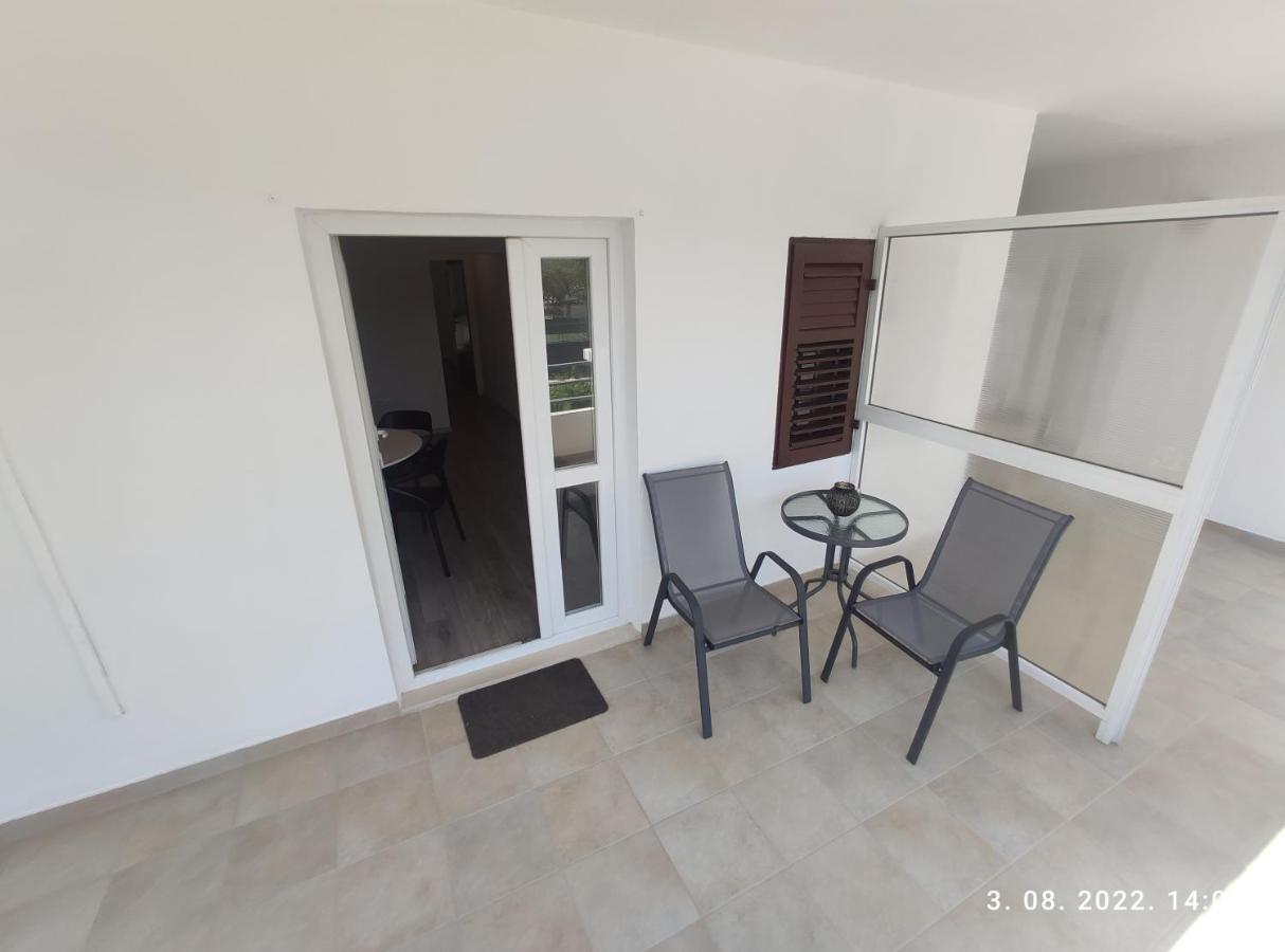 Aqua Apartments أوميس المظهر الخارجي الصورة