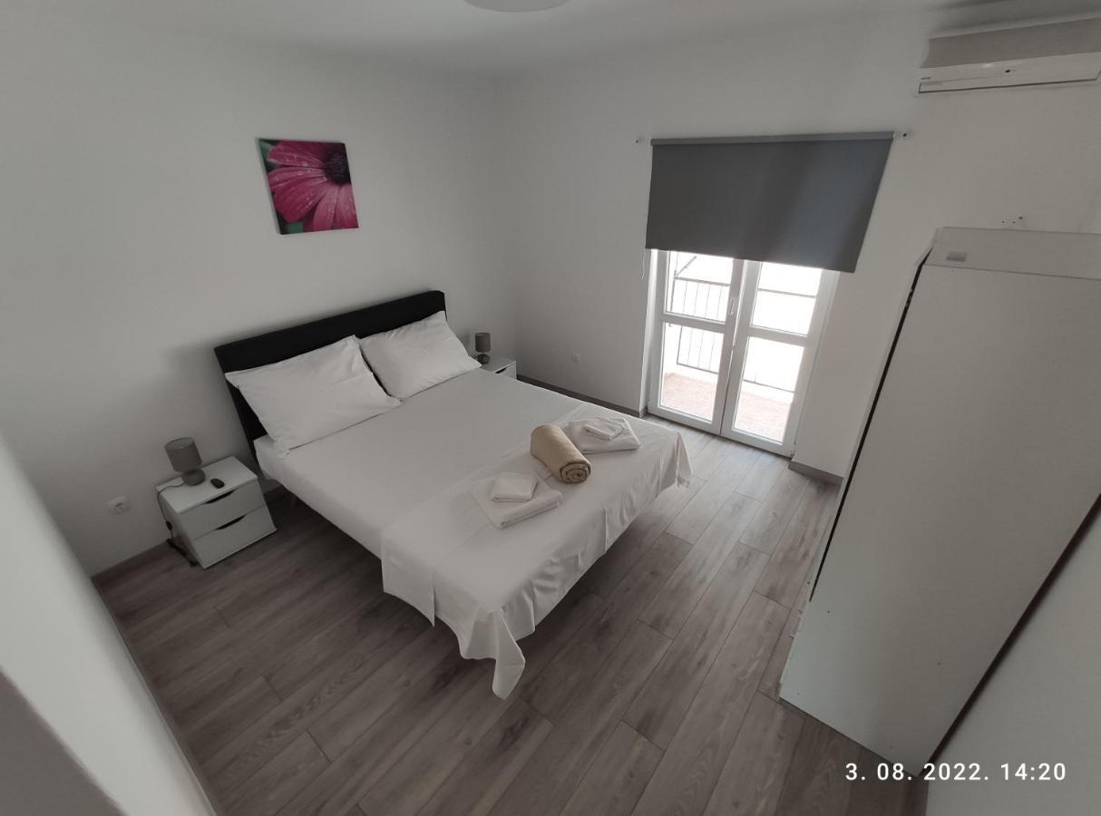 Aqua Apartments أوميس المظهر الخارجي الصورة