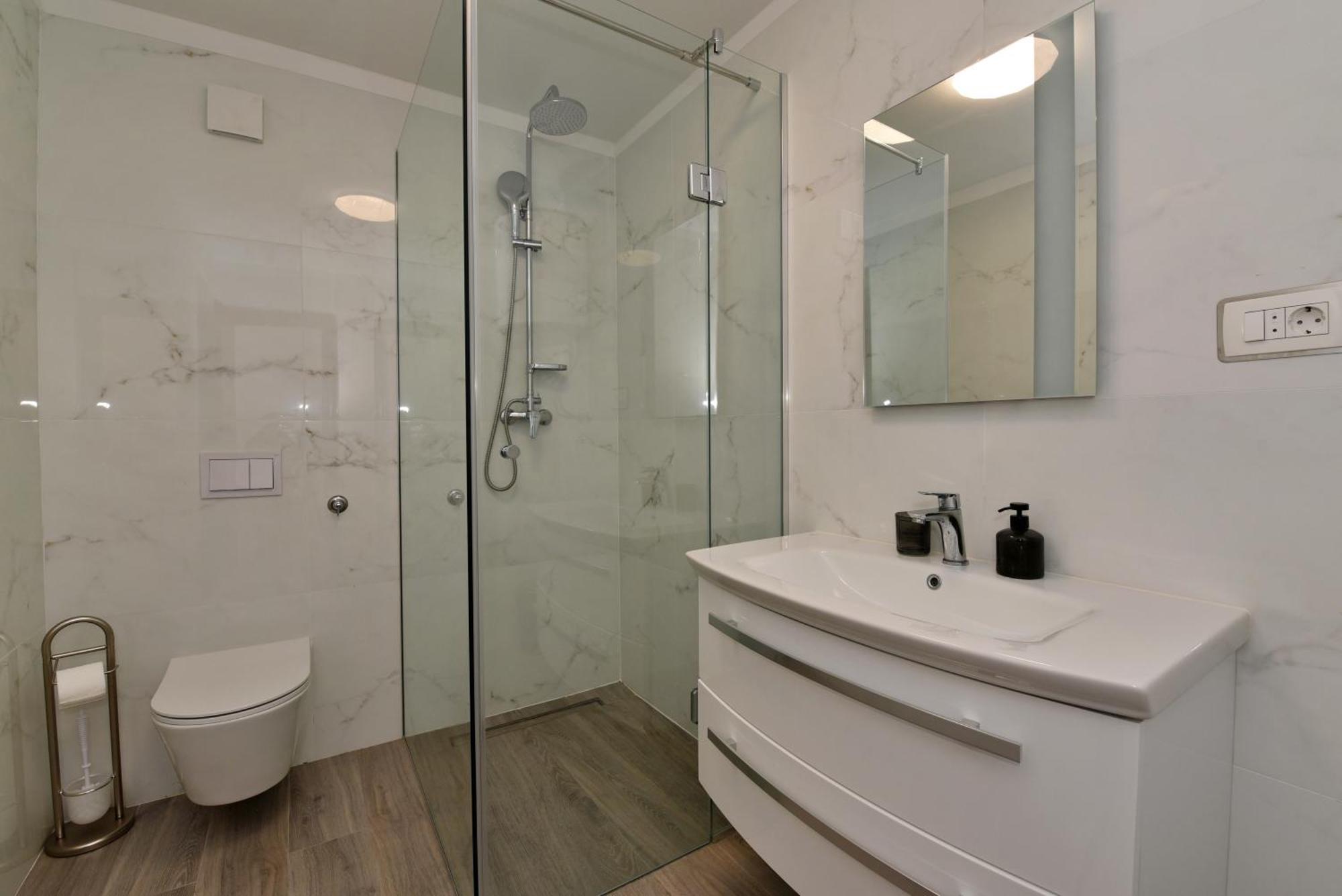 Aqua Apartments أوميس المظهر الخارجي الصورة